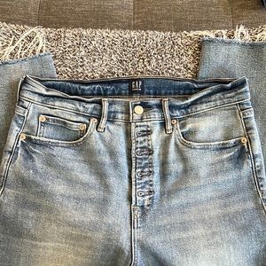 Gap button fly high rise cigarette jeans. Size 30. Barely worn. Raw hem.